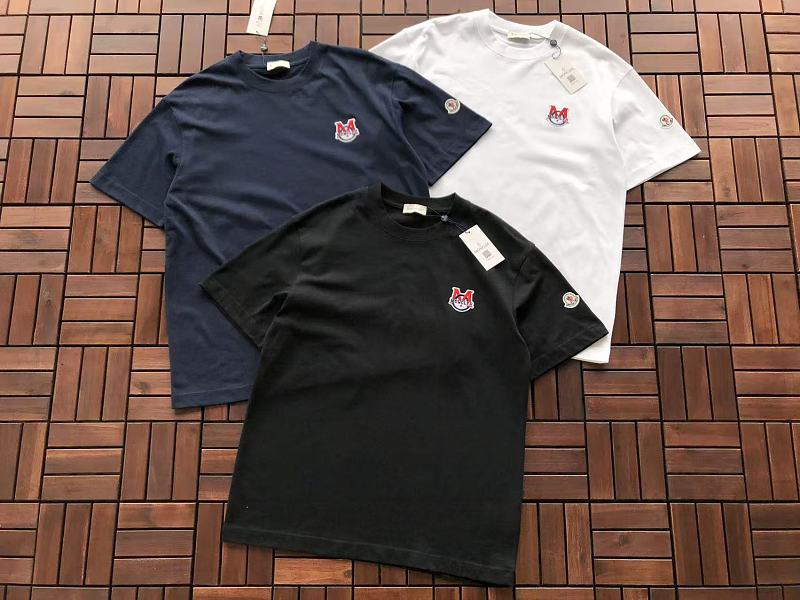 M R T-shirt · 6