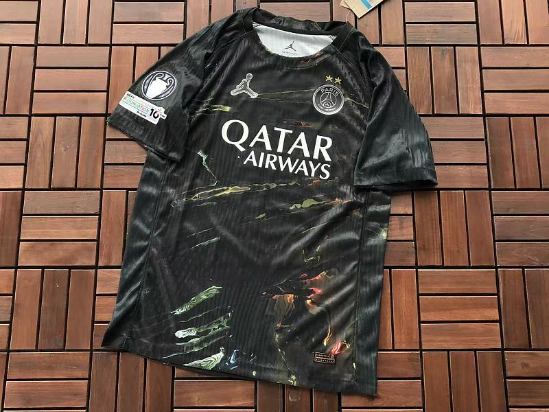 Football T-shirt · 5