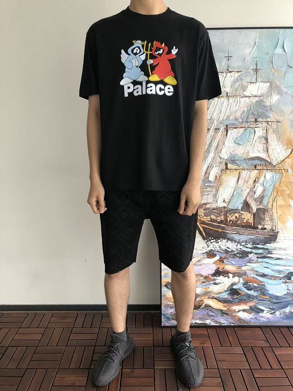 P La E T-shirt · 4