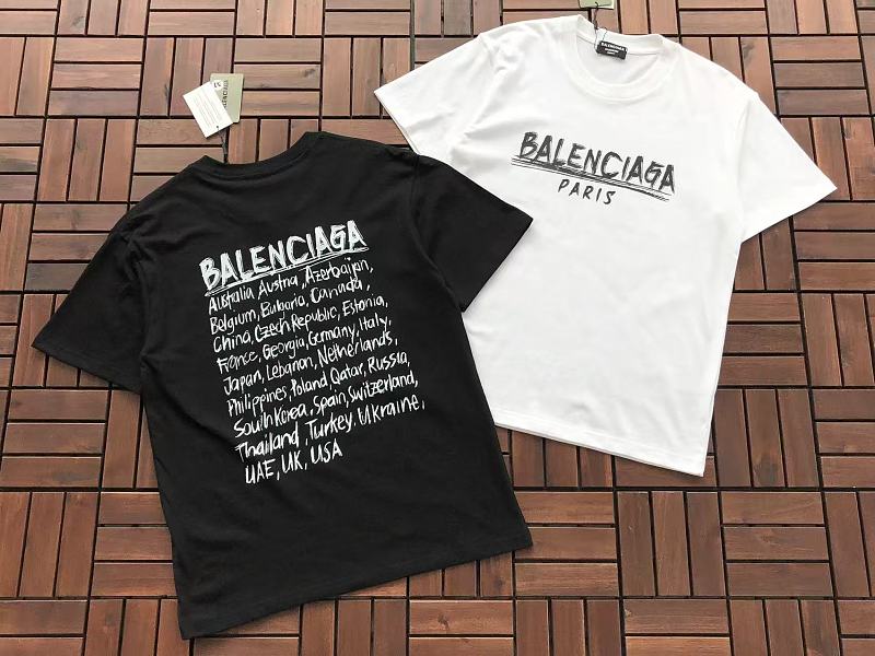 B L Ia A T-shirt · 6