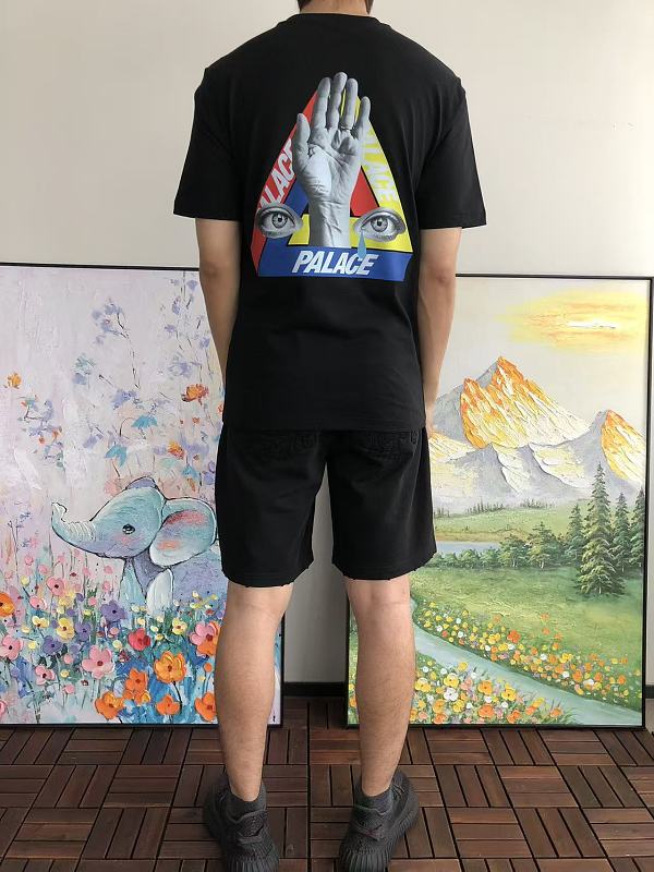 P La E T-shirt · 4