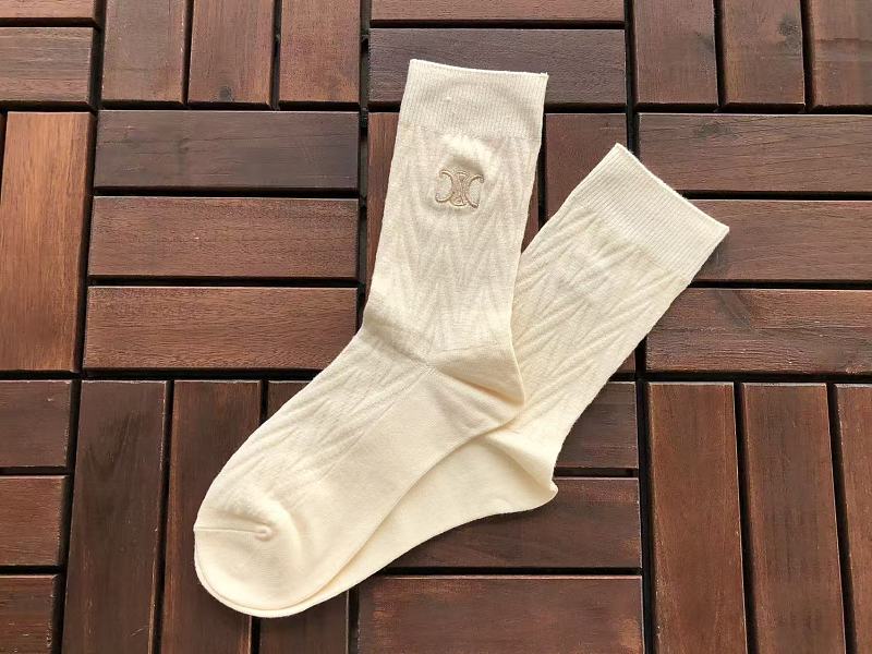 C Li E Socks · 4