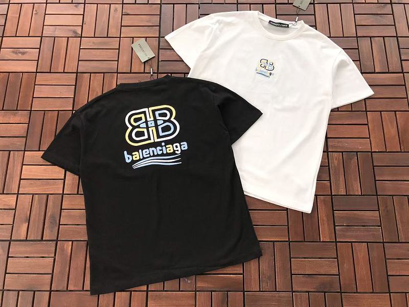 B L Ia A T-shirt · 6