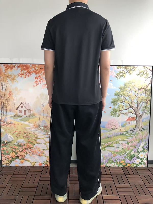 L C St T-shirt · 5