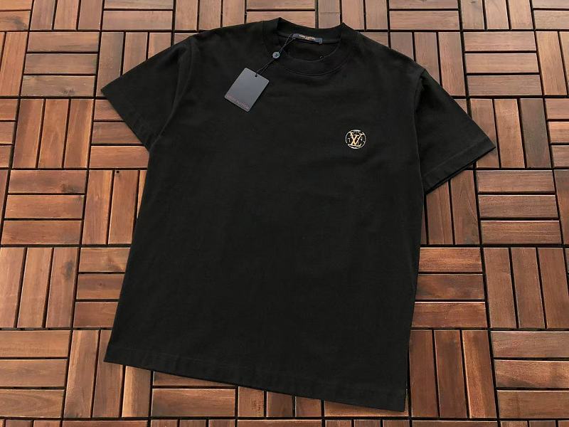 L T-shirt 12
