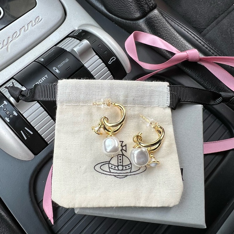 Vivienne Westwood Jewelry 4