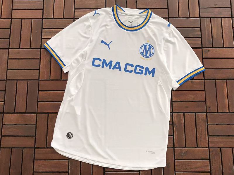 Football T-shirt 5