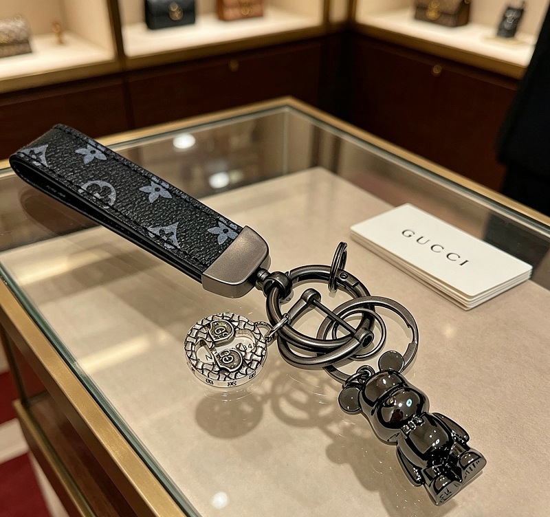G C I Jewelry · 3