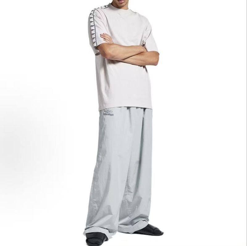 Top Pants Suit B L Ia A T-shirt Shorts · 4
