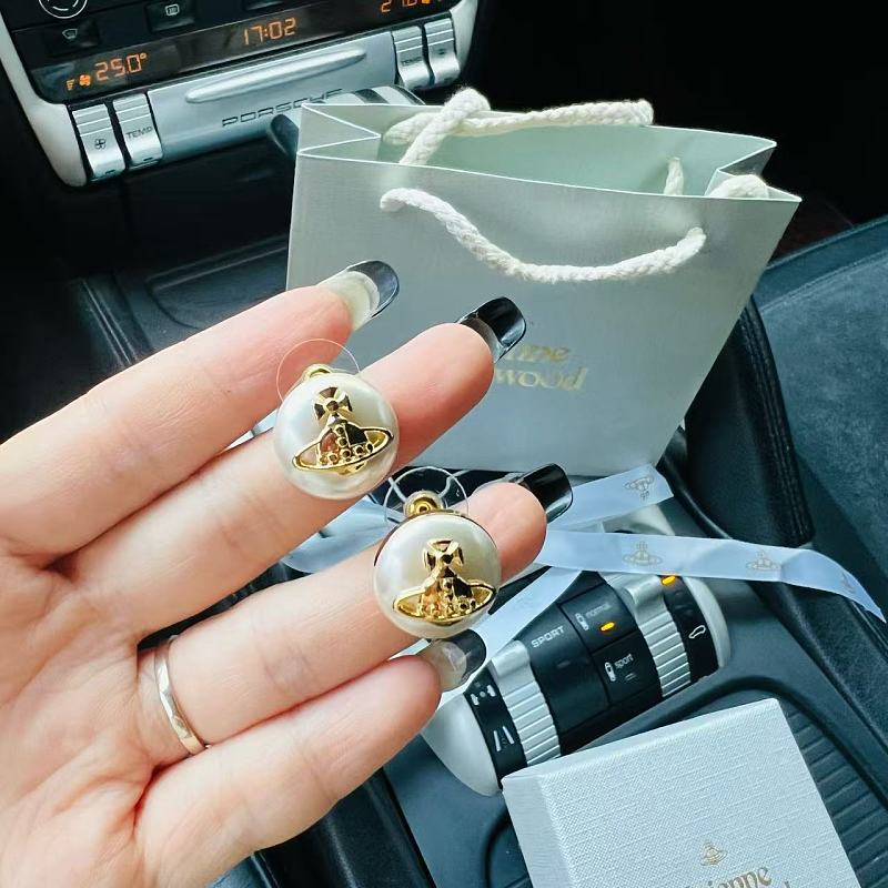 Vivienne Westwood Jewelry 6