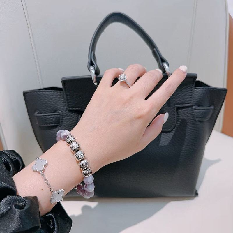 G C I Jewelry · 3