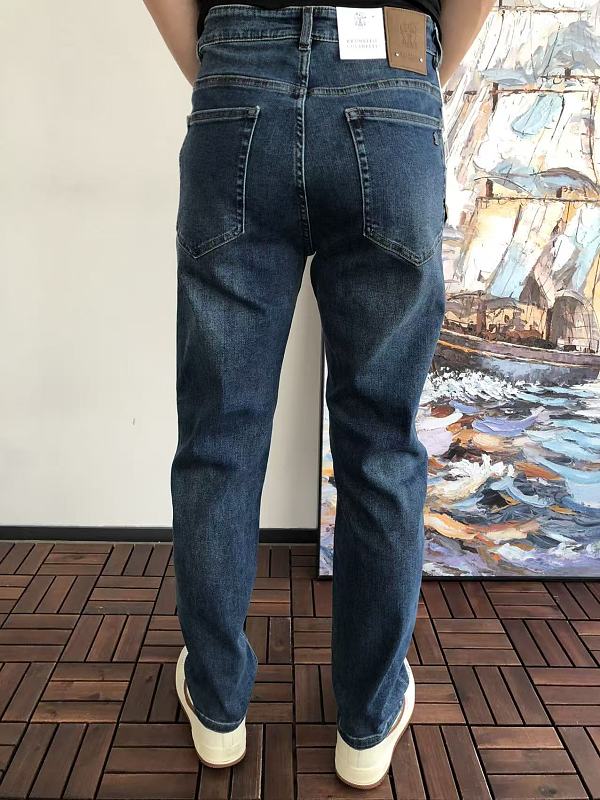 Br N L O C Ci L I Jeans · 4