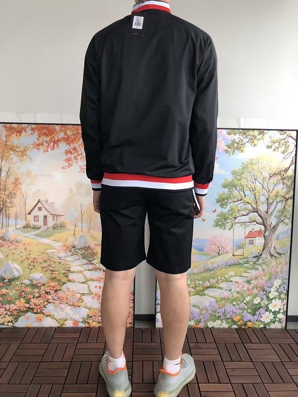T H R Jacket · 4