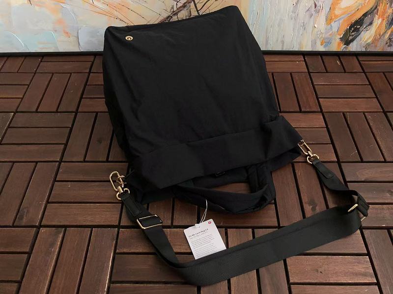 L Ul M N Bag 11