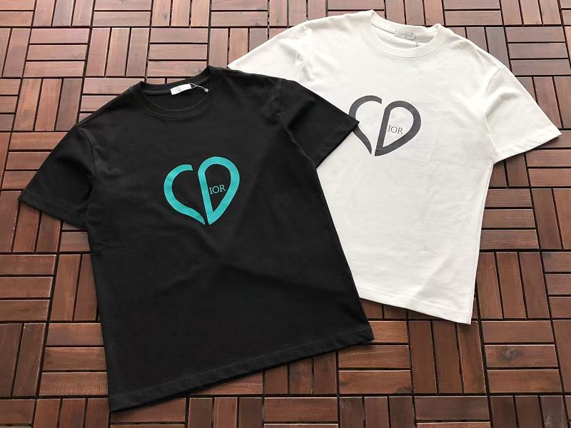 D O T-shirt · 6