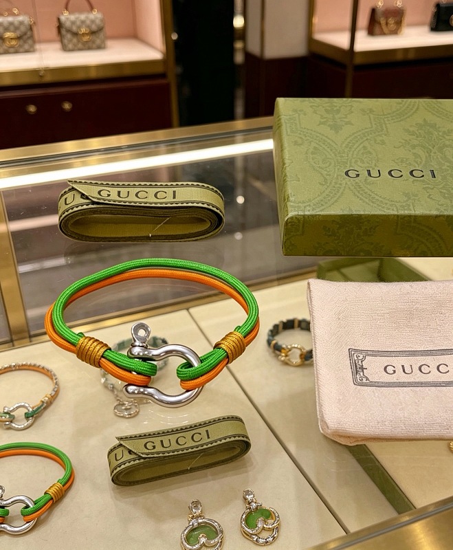 G C I Jewelry · 5