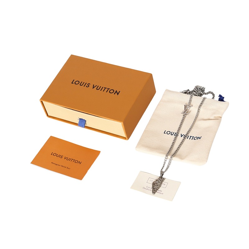 L Jewelry