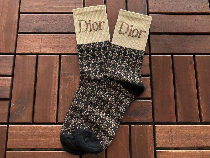 D O Socks · 5