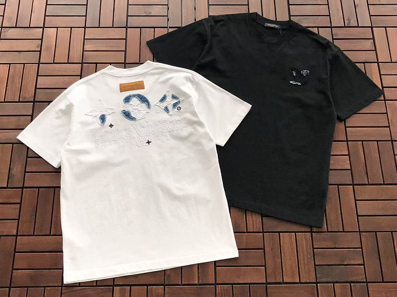 L T-shirt · 6