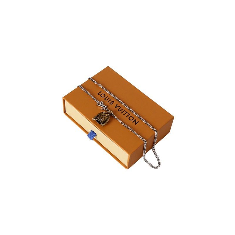 L Jewelry 2