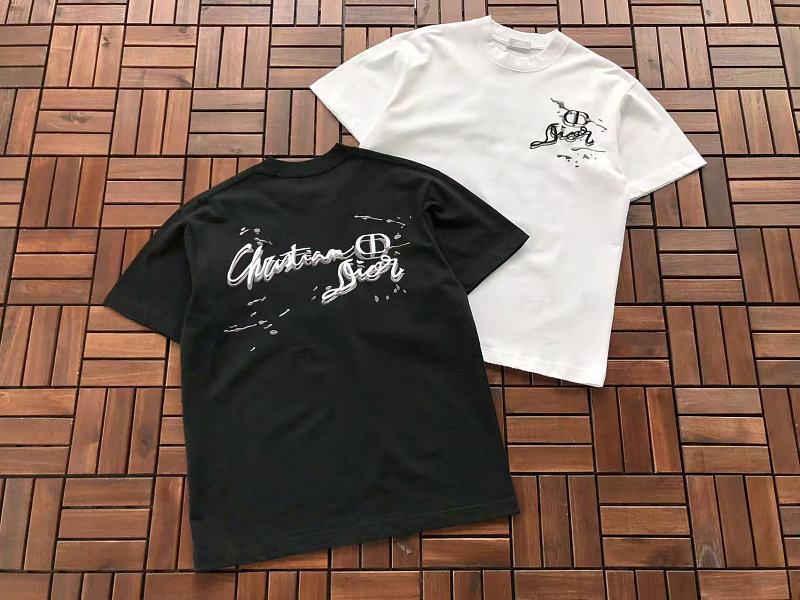 D O T-shirt · 6