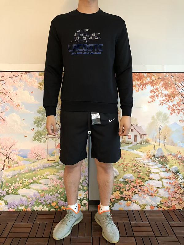 L C St Sweater · 4
