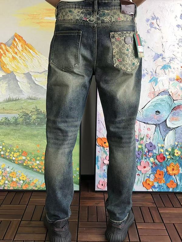 G C I Jeans · 4