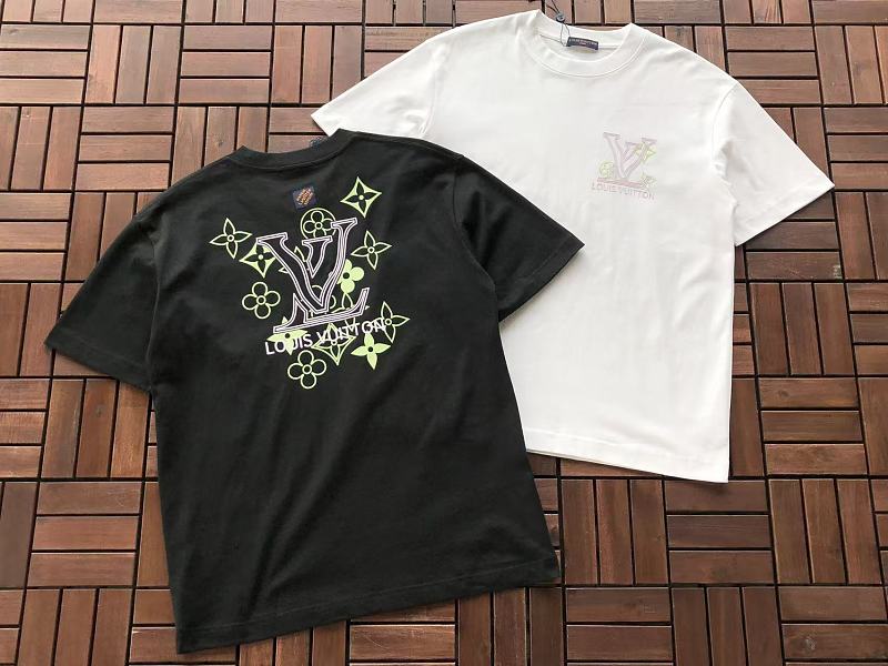 L T-shirt · 6