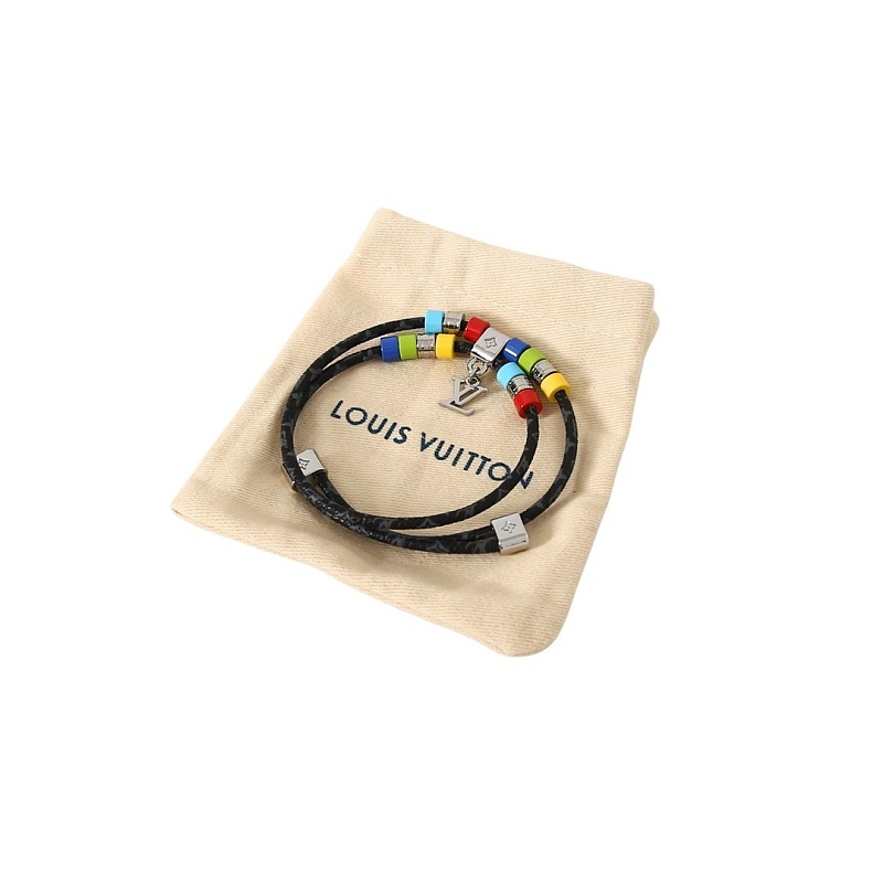 L Jewelry 3