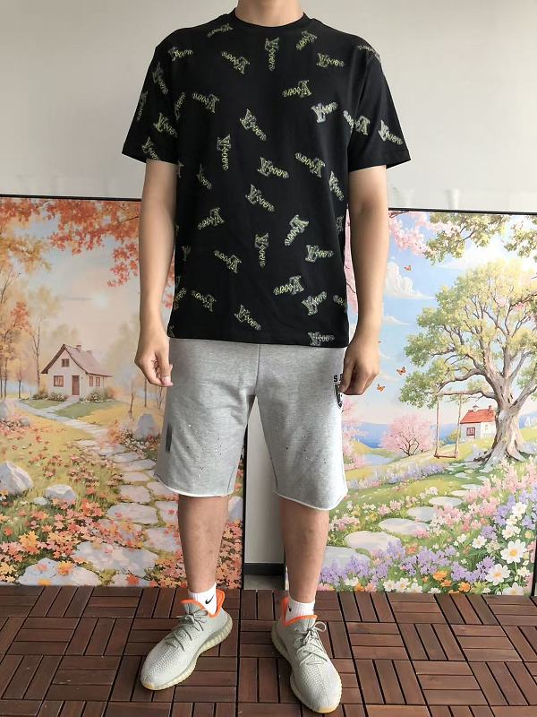 L T-shirt 8