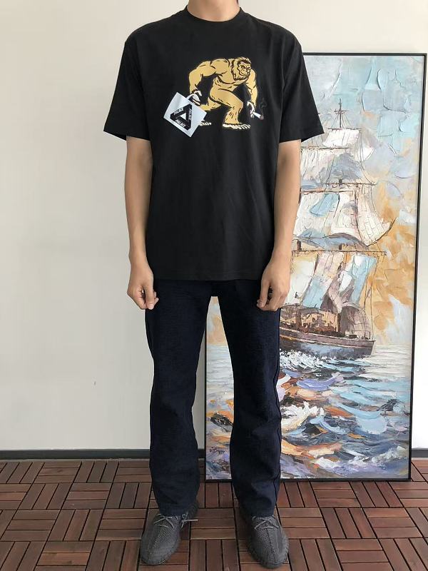 P La E T-shirt · 4