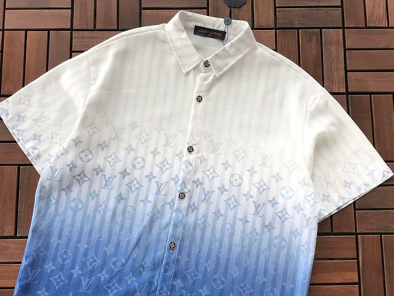 L T-shirt Shirt Shorts 10