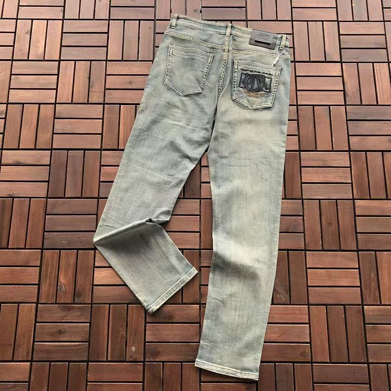 D O Jeans · 3