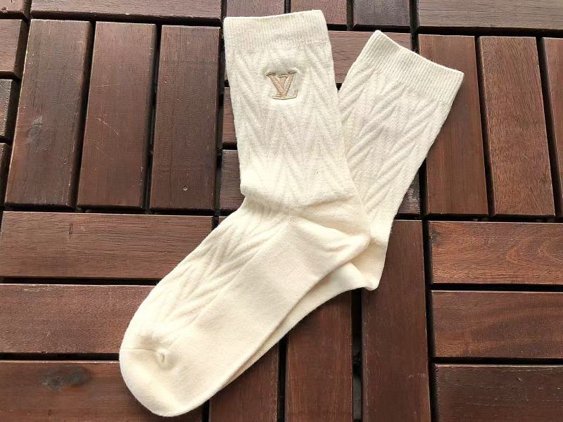L Socks · 5