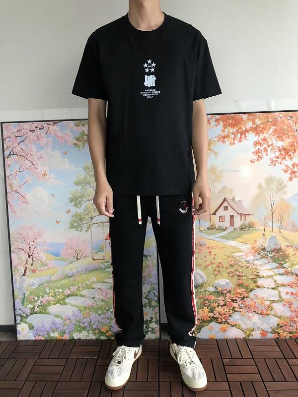 Undefeated T-shirt · 3