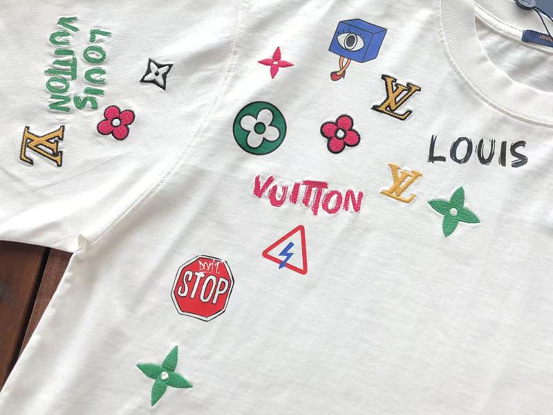 L T-shirt 10