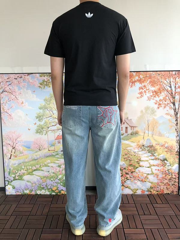 Di As T-shirt · 4