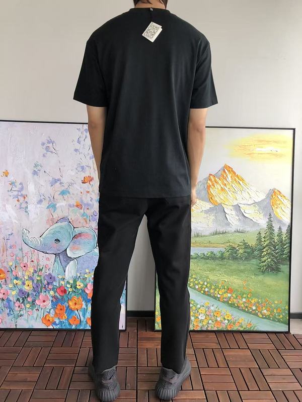 L E T-shirt 5