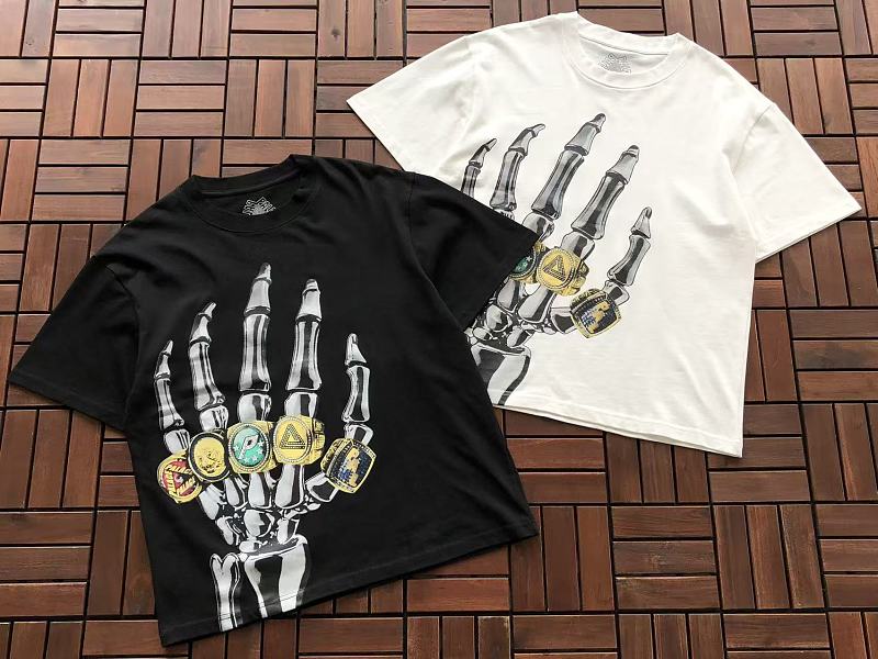 P La E T-shirt 6