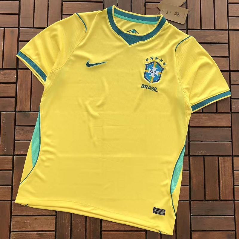Football T-shirt · 4