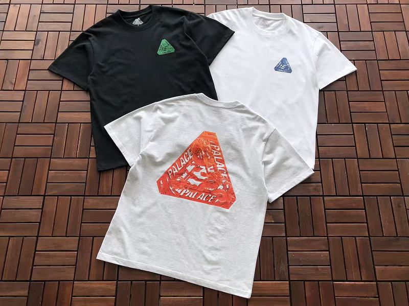 P La E T-shirt · 6