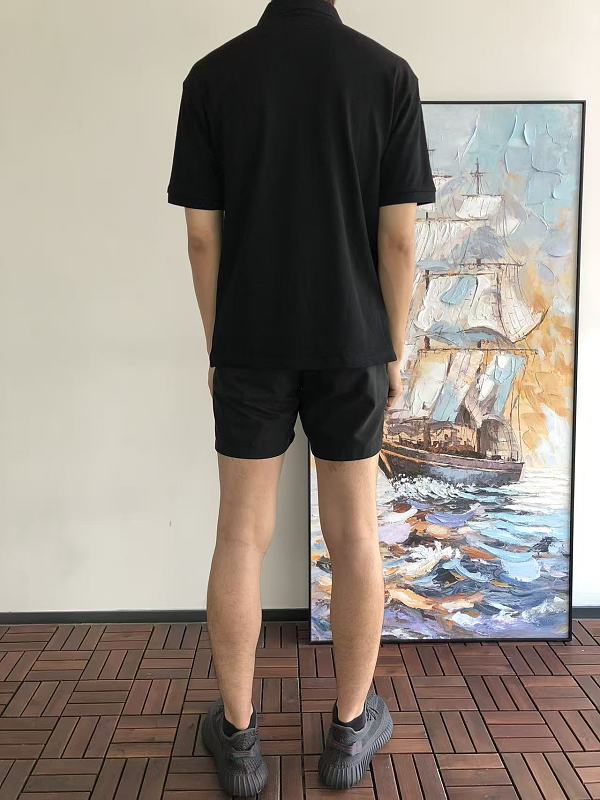L C St T-shirt · 4