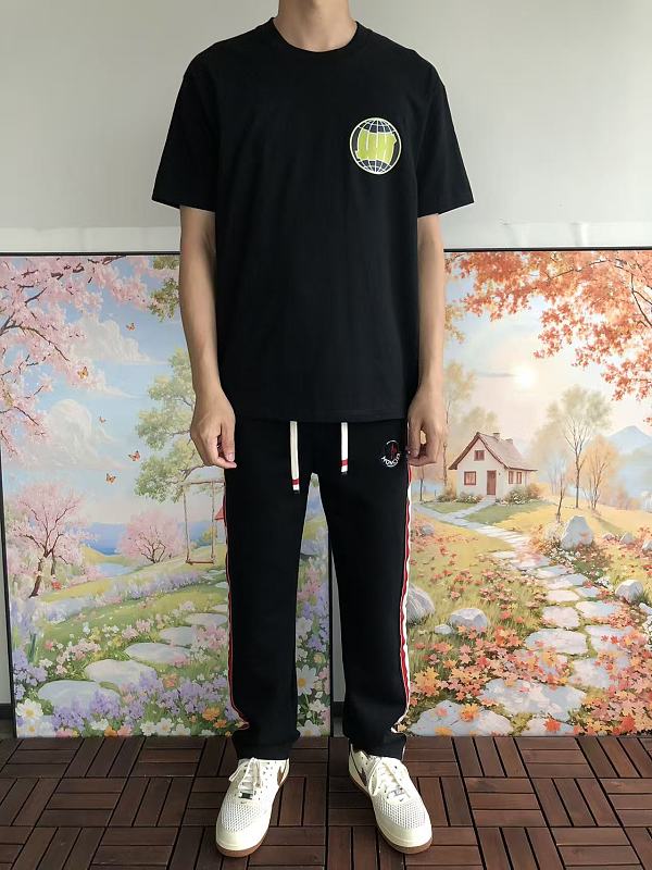 Undefeated T-shirt · 3