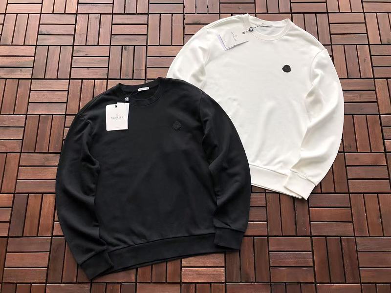 M R Sweater · 6