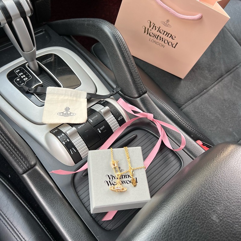 Vivienne Westwood Jewelry 7