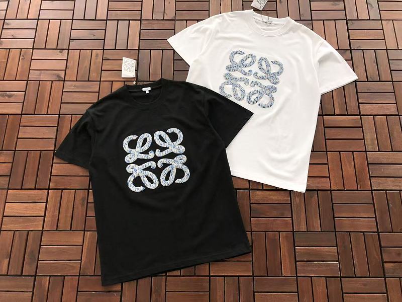 L E T-shirt · 6