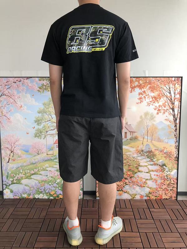 Undefeated T-shirt · 5