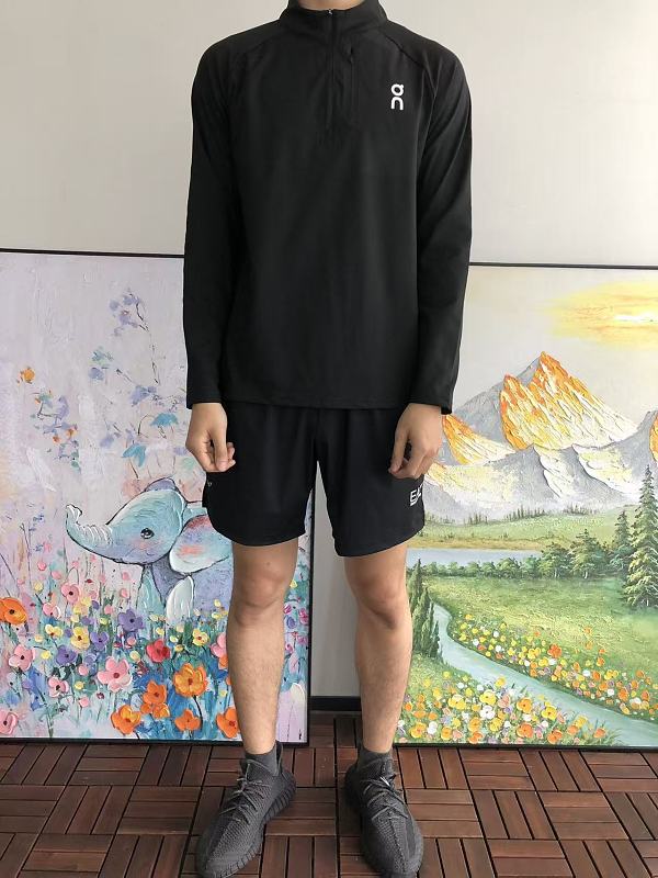 On Ru I G Sweater Fleece · 3