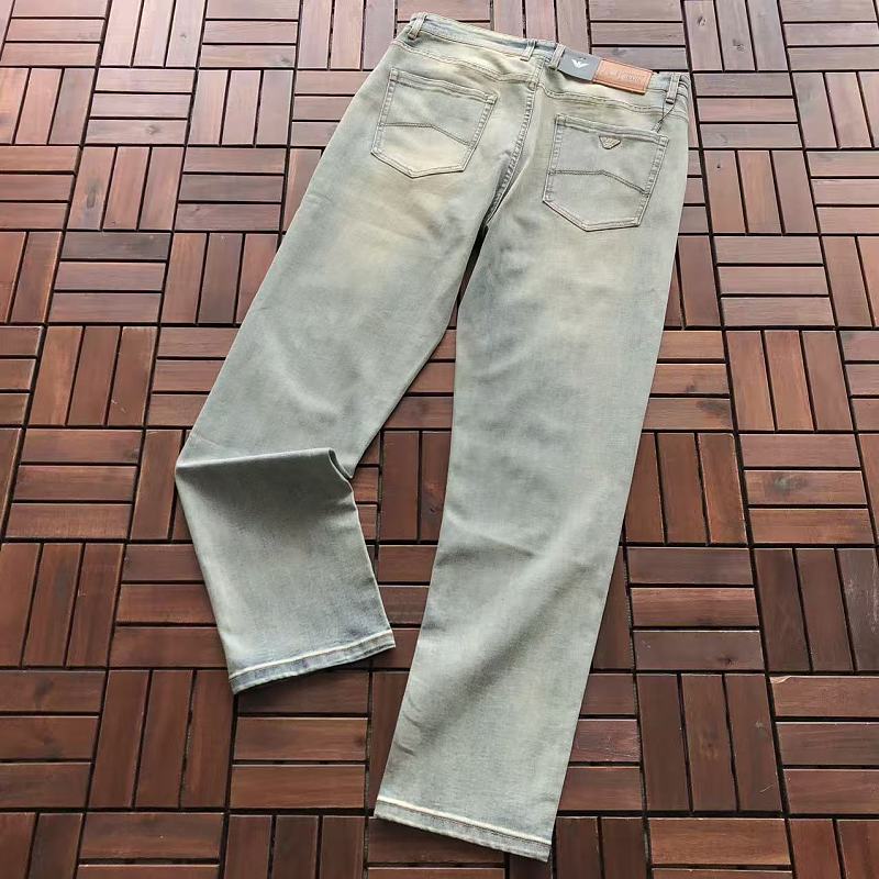 E P R A M N Jeans · 3