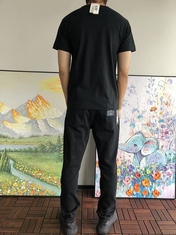 Comme des Garcons T-shirt · 4